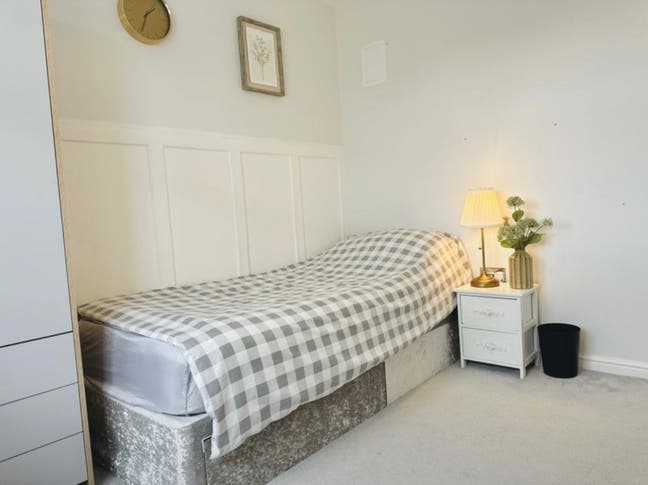 Cosy Single bedroom  Main Photo