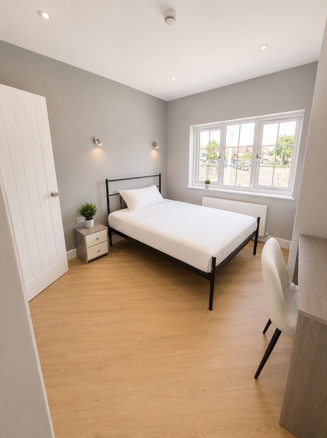Luxury Renovated Rooms - SN2  Main Photo