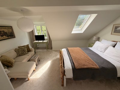Spacious double room available Main Photo