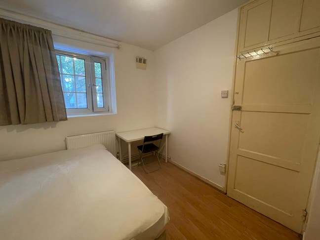 Amazing Location-Bills Included-Close to Stations Main Photo