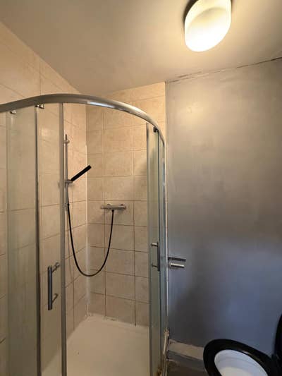 Studio Flat in London, Harrow HA13PH Main Photo