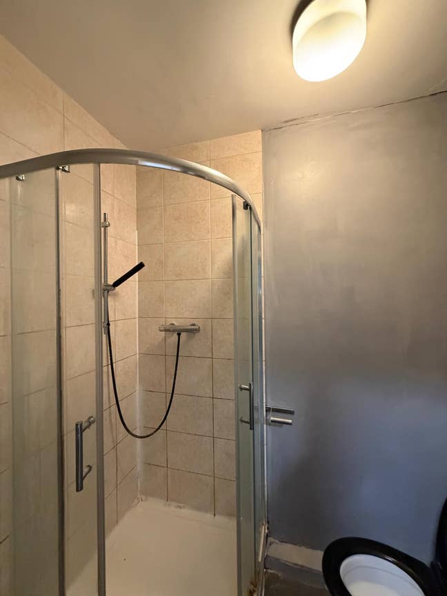Studio Flat in London, Harrow HA13PH Main Photo