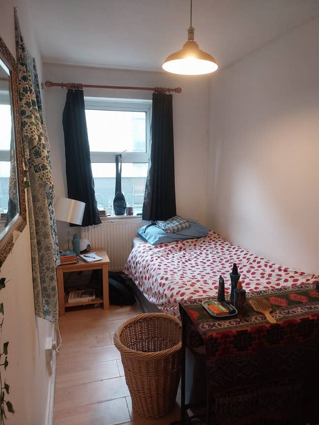 Single room close to Clapton Station  Main Photo
