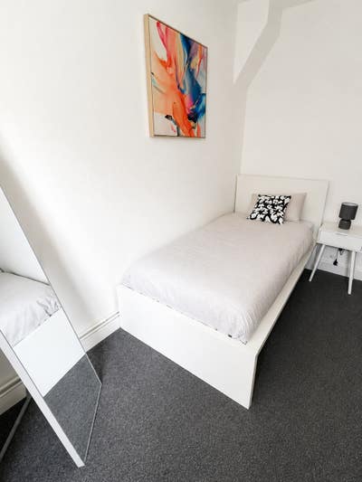 Furnished Double Room in Aldgate Main Photo