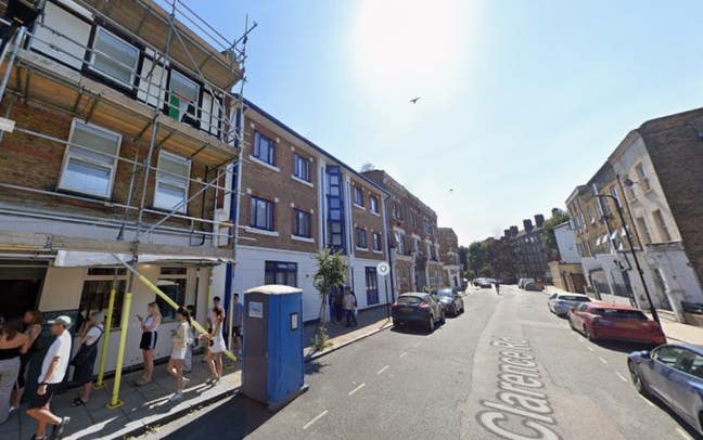 DSS - Studio Flat Available in Clapton Hackney E5 Main Photo