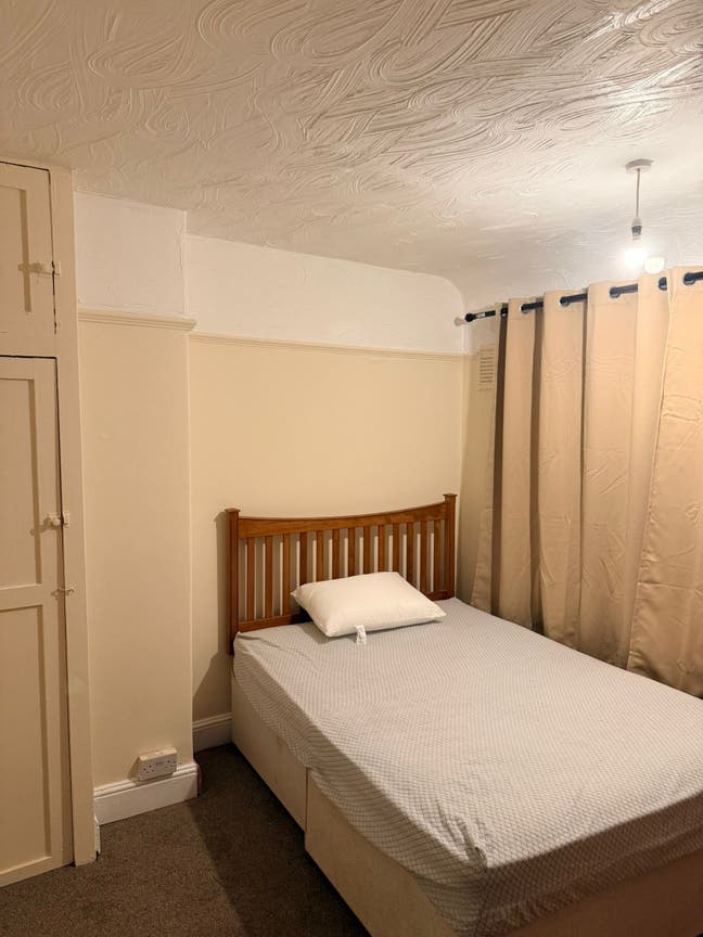 Double Room to Let – Croydon CR0 0NZ Main Photo
