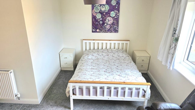 Peaceful loving home to share Main Photo