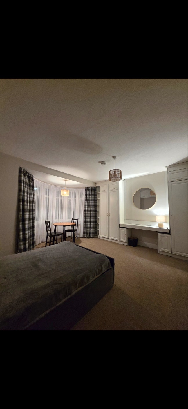 🌟 Amazing Master Double Room to Rent 🌟 Main Photo