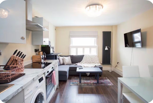 Including all bills one bed flat  Main Photo