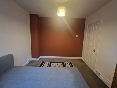 Double room available for short term Main Photo