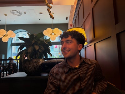 Looking for flatmates/flat  Main Photo