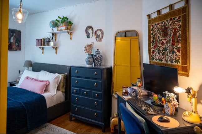 Double Room Available in Lovely  Bloomsbury Flat Main Photo