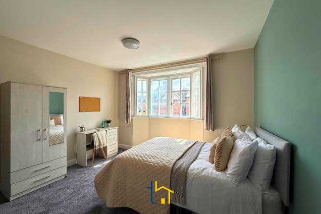 London Rd | High-Spec 5 Bed En-Suite HMO Main Photo