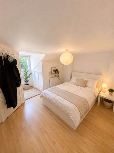 Lovely double room near Victoria park Main Photo
