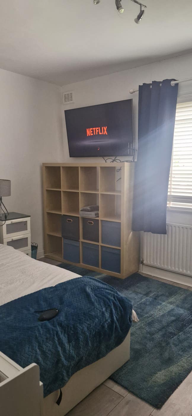 Large bright double room in camden Main Photo