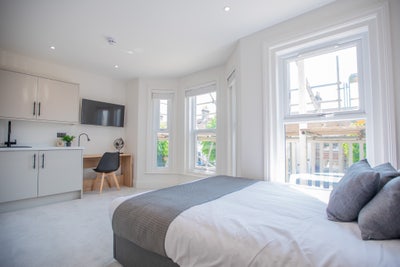 Beautifuly Designed Ensuite / Kitchenette Rooms 🌊 Main Photo