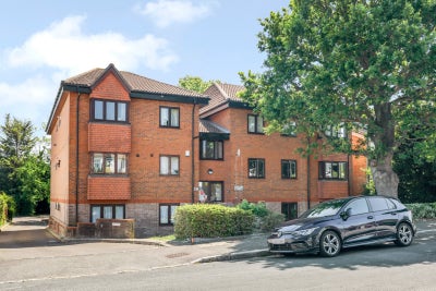 Furnished or Unfurnished | First Floor | 2 Double  Main Photo