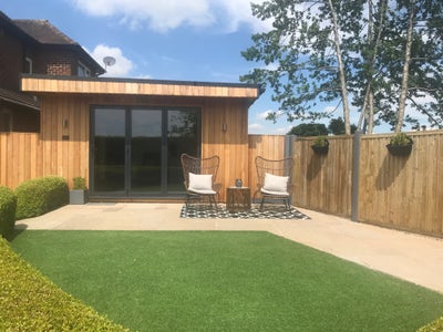 1 Bedroom Annexe within grounds of Family Home Main Photo