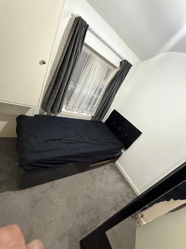 One box room and one double room is available Main Photo