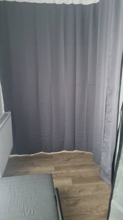 Curtain spare room  Main Photo