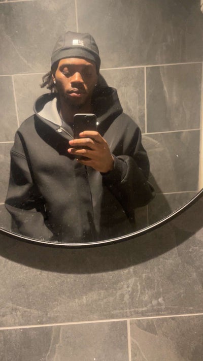 23 year old Male seeks a single or double room Main Photo