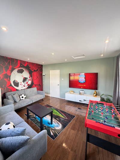 Liverpool Anfield Contractors House | Sleeps 8 Main Photo