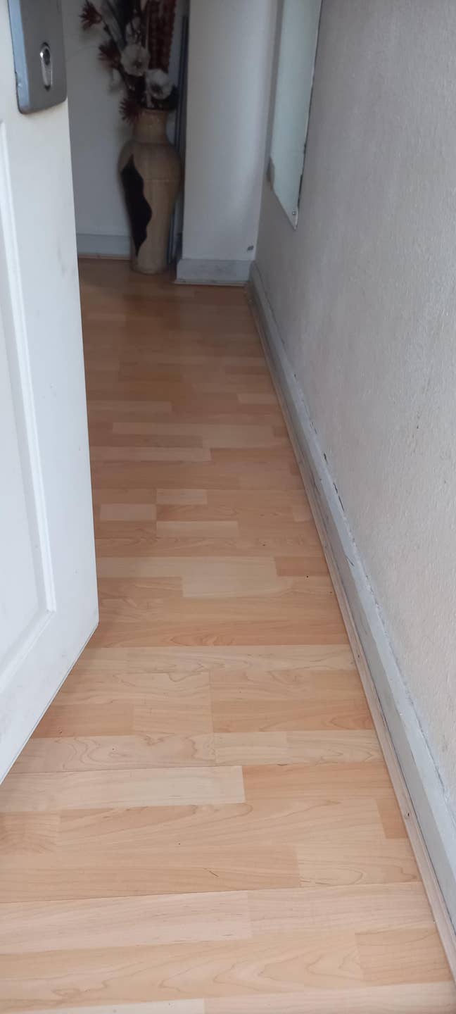 A bright cozy single room for rent  available  Main Photo