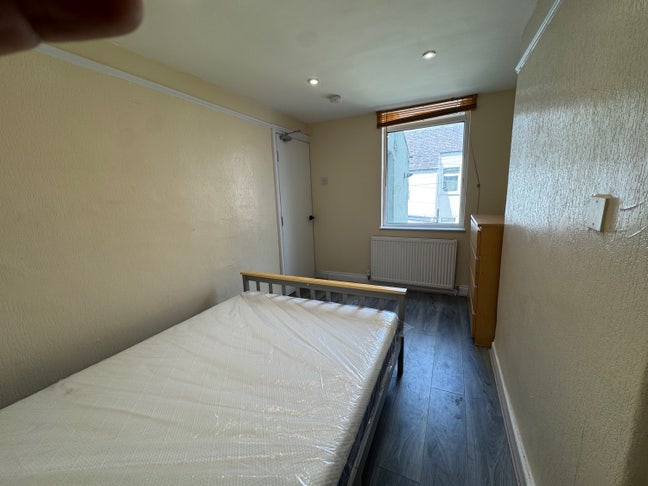 🏠 Modern En-Suite Room in Liverpool – All Bills I Main Photo