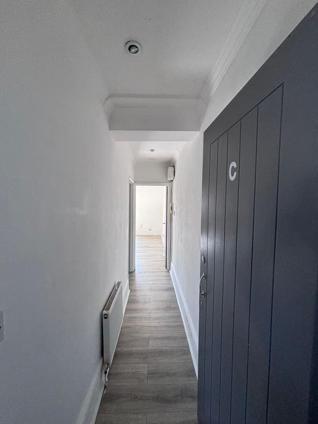 1 Bedroom | South Norwood  Main Photo