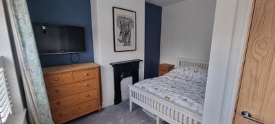 Lovely double room in central Frodsham Main Photo