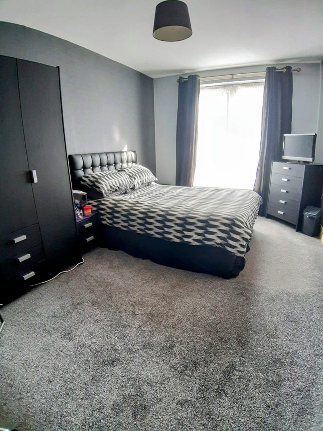 Lovely Double Room Bow E3  Main Photo
