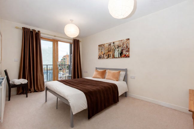 Modern Built Room - E14 🏠 Langdon Park / Poplar Main Photo