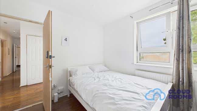 East London – E12 🏠 Newham / Eastham Zone 3 Main Photo