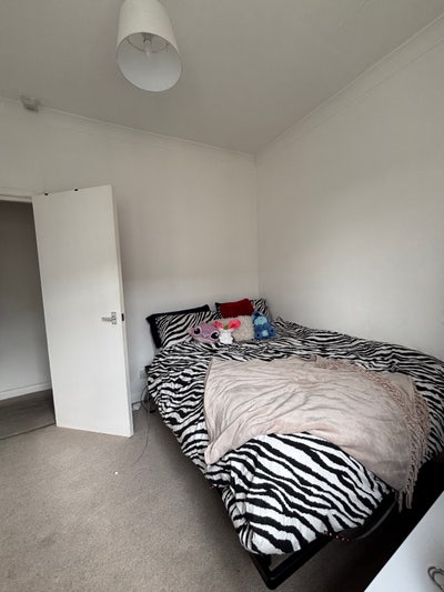 City centre Room &pound;750(All bills in) No deposit ! Main Photo