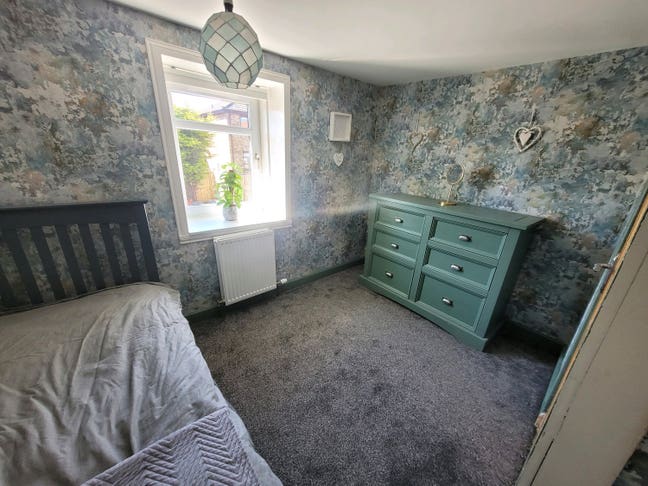 Single Room available for rent Main Photo