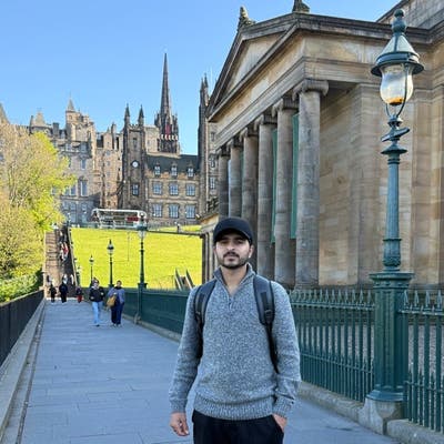 22 year old Male seeks a single or double room Main Photo