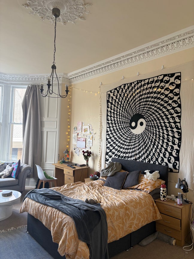 Lovely Double Room in Edinburgh Main Photo