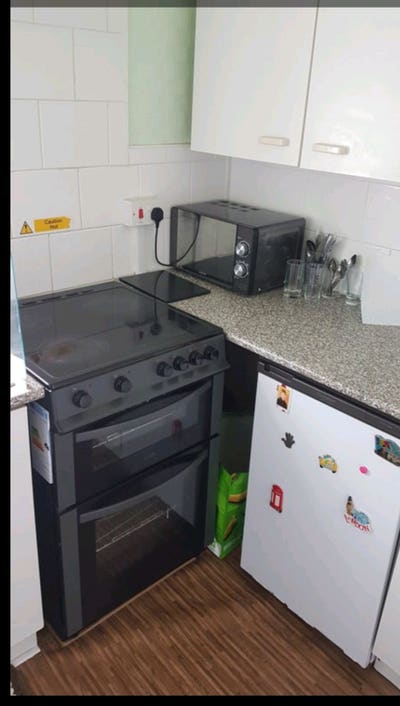 Comfortable room for rent in Southville Main Photo