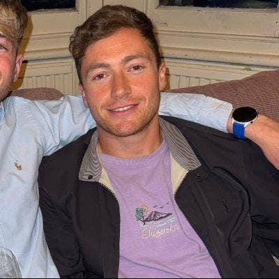 Professional Male seeks a double room Main Photo
