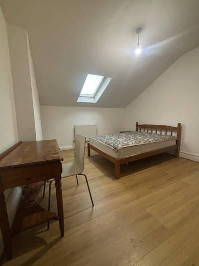 Rooms to Let Main Photo