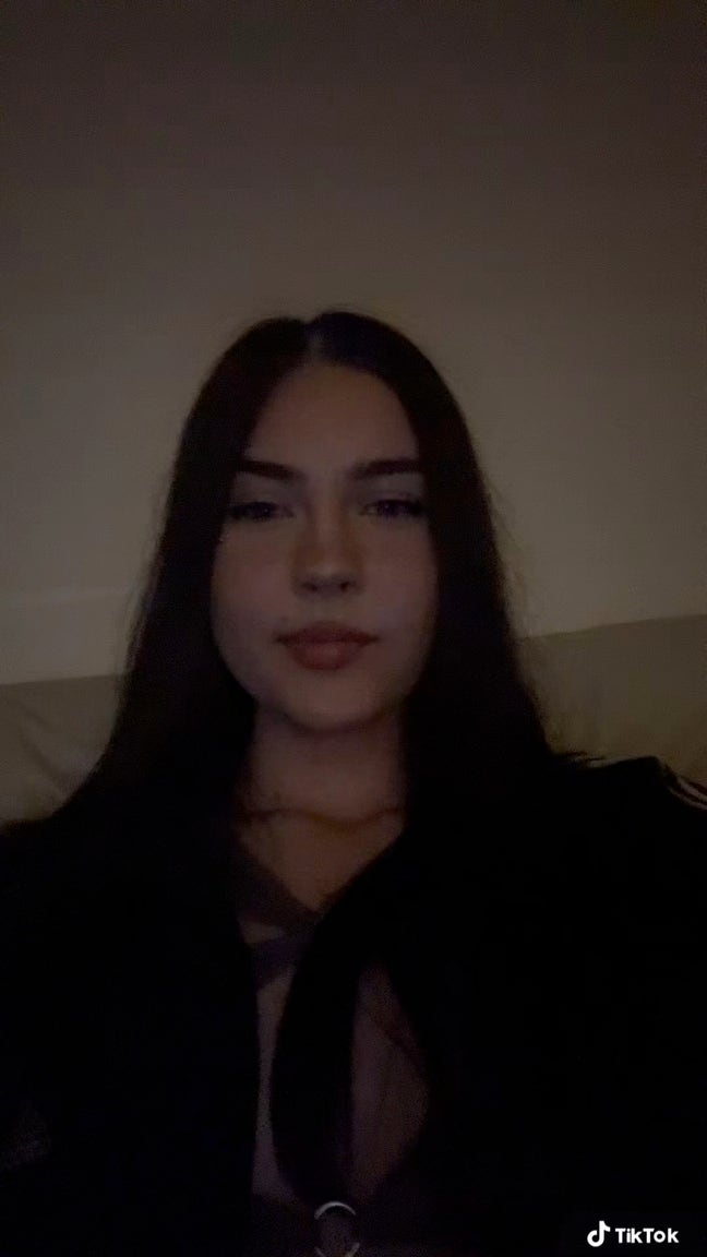 looking for a bedroom anywhere in london! Main Photo