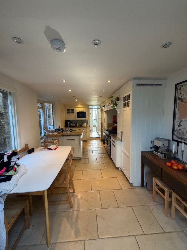 Double room sublet in the heart of Highbury  Main Photo