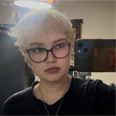 Looking for a room or to buddy up! Main Photo