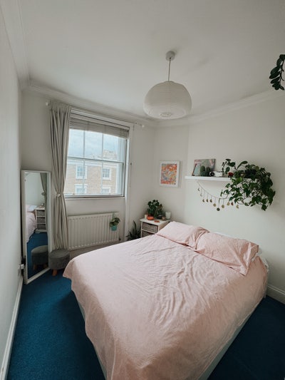 Double Bedroom in Hyde Park with large terrace  Main Photo