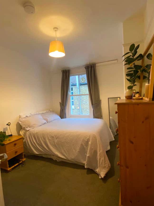 Double room in Clapham North - Aussie/Kiwi house.  Main Photo