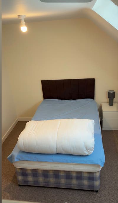 4 bed house Main Photo