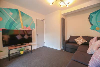 Wonderful furnished rooms  Main Photo