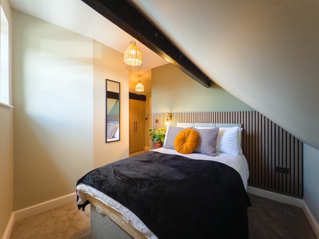 Luxury En-Suite Room Available  Main Photo