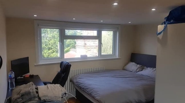 En-suite double room in 3-bed flat in Haringey Main Photo