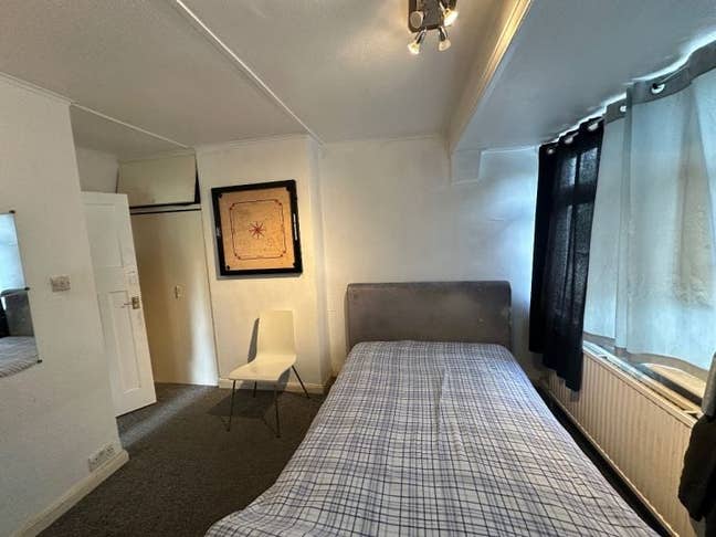 Luxury Master Double Room to let - TW13  Main Photo
